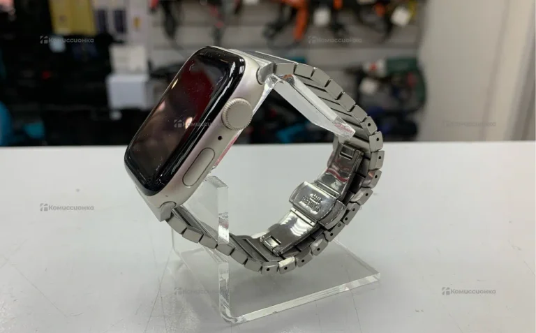Часы  Apple Watch SE 2-поколение