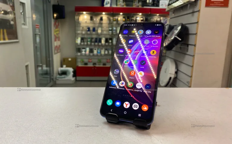 Vivo V21e 8/128 ГБ