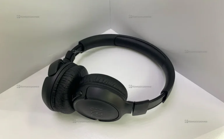 Наушники  JBL 520BT