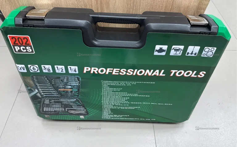 Набор инструментов Professiomal Tools 202 предмета