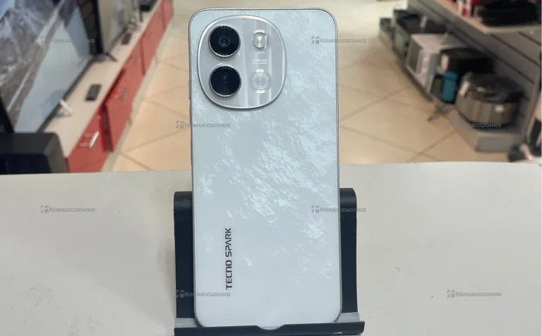 Tecno Spark 30 5G 6/128 ГБ