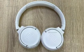 Наушники JBL TUNE 520 BTR