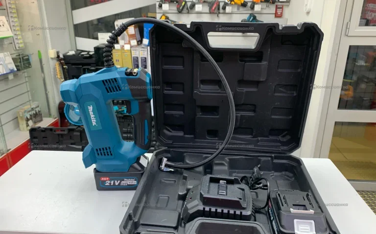 Компрессор аккумуляторный Makita