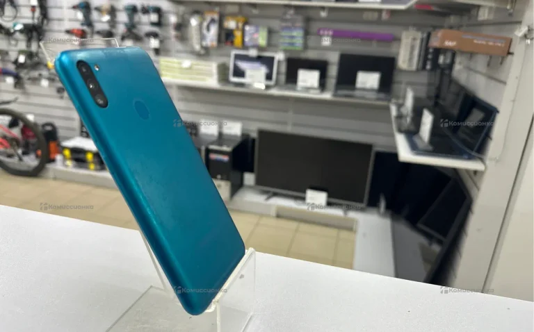 Samsung Galaxy M11 3/32 ГБ