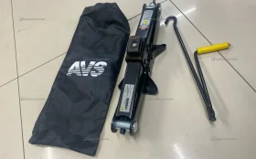 домкрат JA-2000R