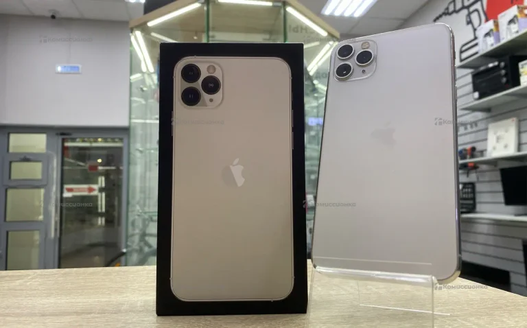 Apple iPhone 11 Pro Max 4/256 ГБ