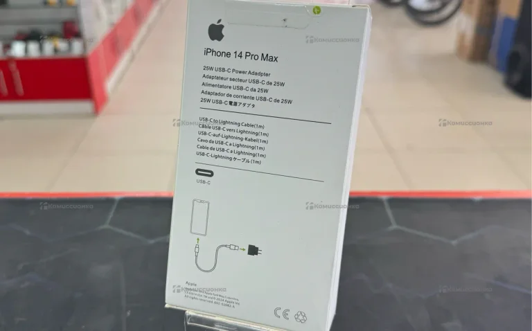 Блок с проводом IPhone