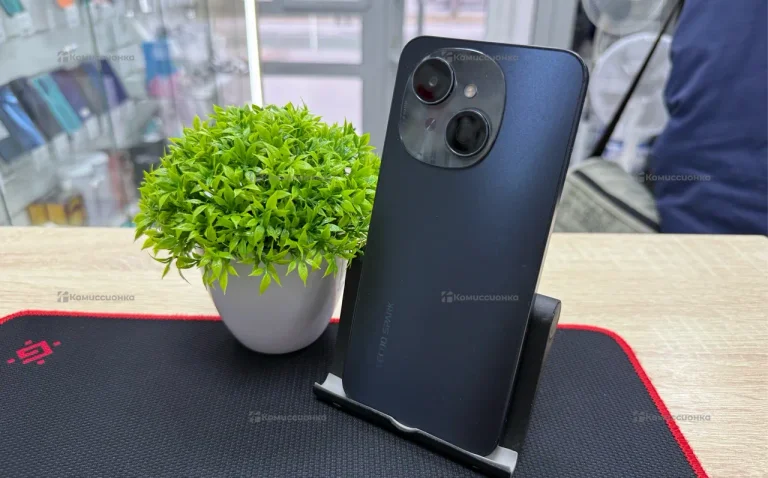 Tecno Spark Go 1 3/64 ГБ