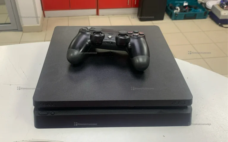 Приставка PS4. Slim 500Gb