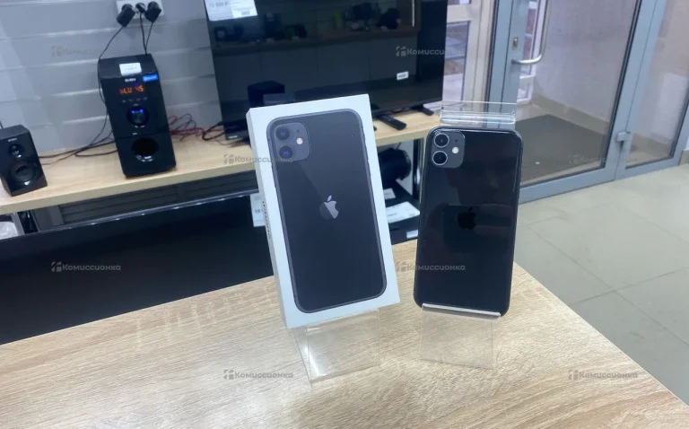 Apple iPhone 11 4/128 ГБ
