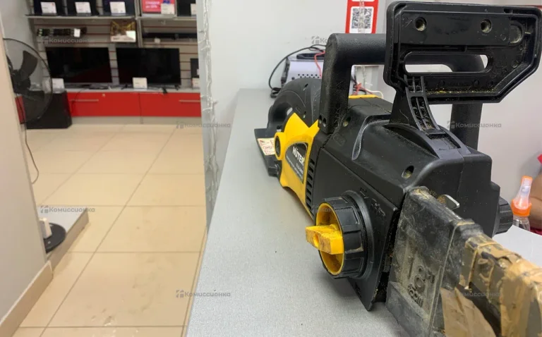 электропила Huter ELS-2400