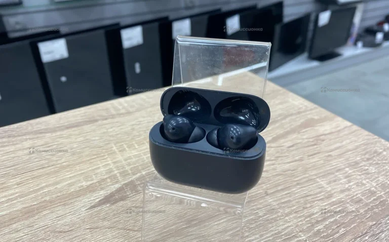 Наушники  Realme t710