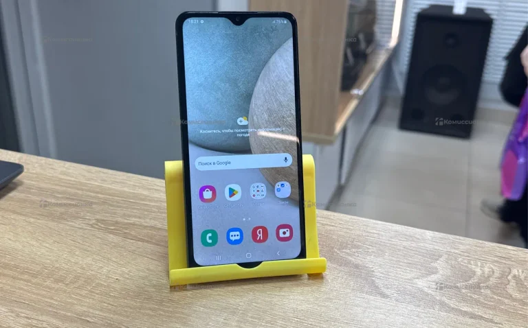 Samsung Galaxy A12 3/32 ГБ