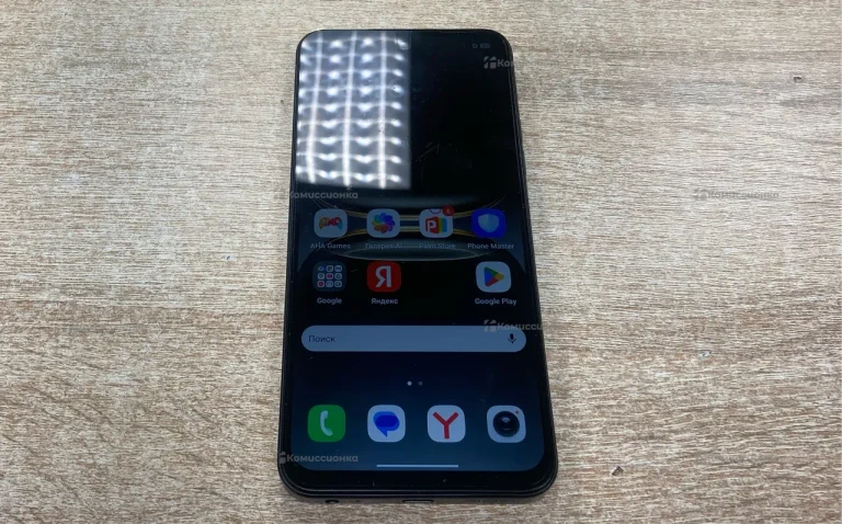 Tecno Spark Go 2 4/128 Гб