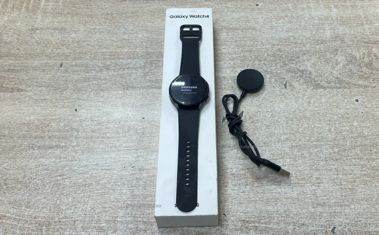 Часы Samsung Galaxy Watch 4 44mm
