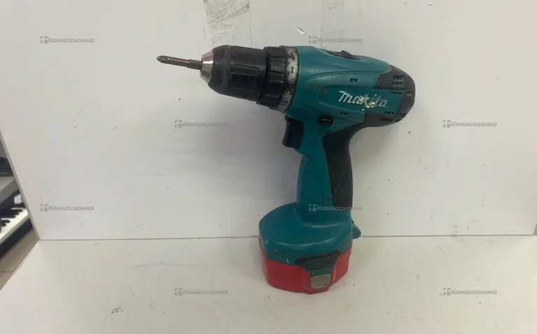 Шуруповерт Makita 6281D