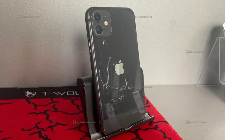 Apple iPhone 11 4/64 ГБ