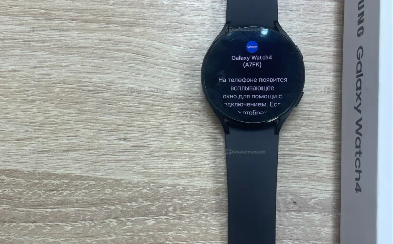 Часы  Samsung Galaxy Watch 4