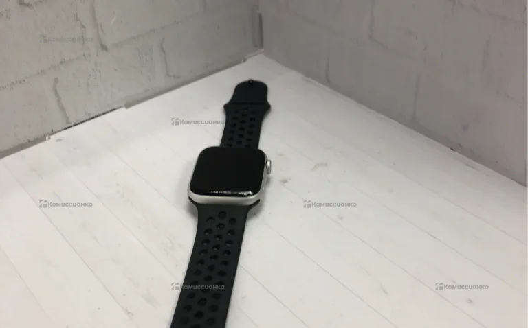 Apple Watch SE 44mm