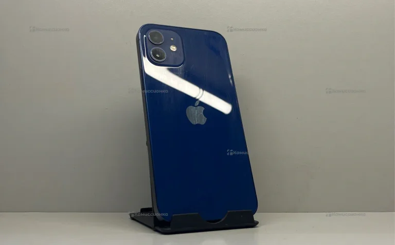 Apple iPhone 12 64 ГБ.