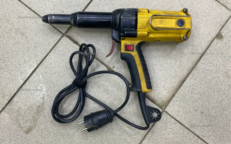 Заклепочник электрический SKytools SK1006