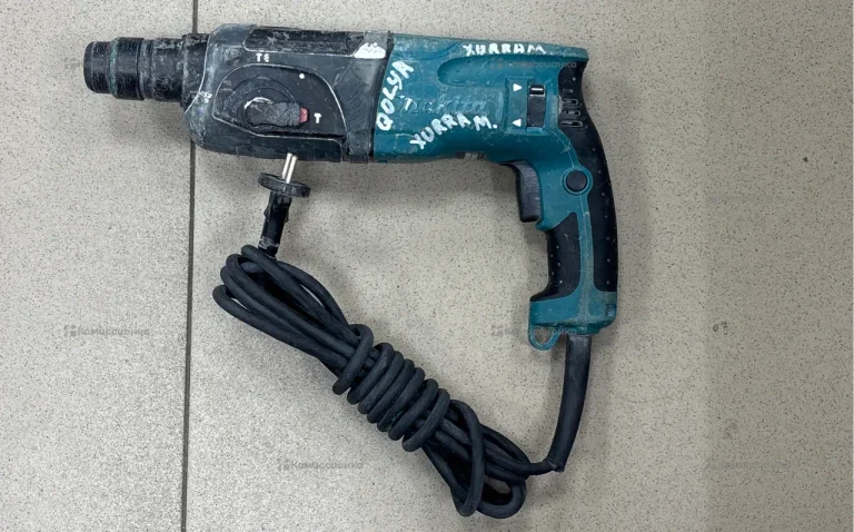 Перфоратор makita HR2470