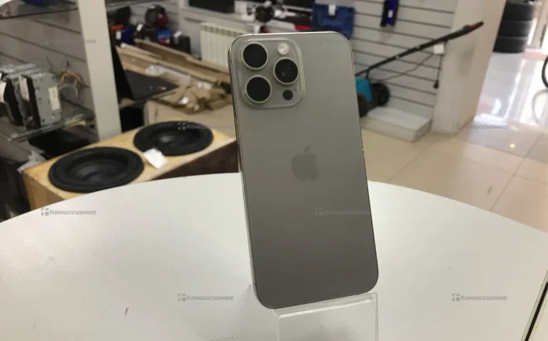 Apple iPhone 15 Pro Max 8/512 ГБ Esim