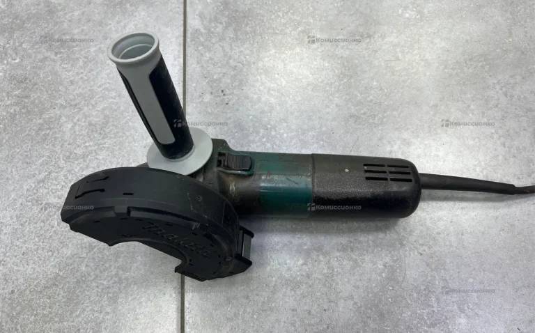 УШМ Makita 9558HN
