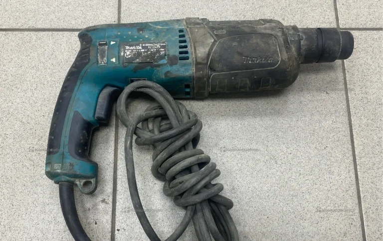 Перфоратор makita HR2470