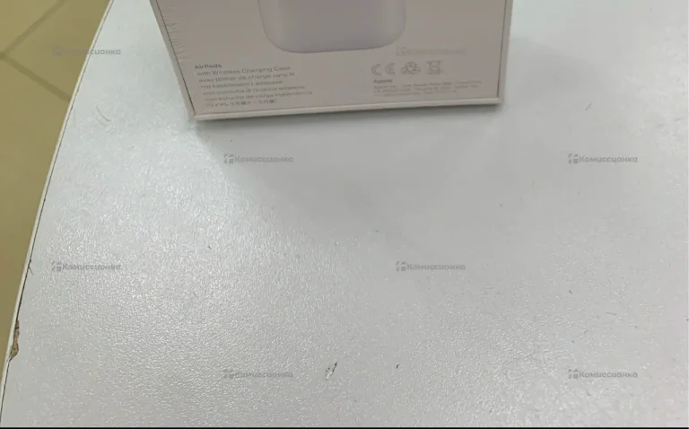 Наушники  AirPods