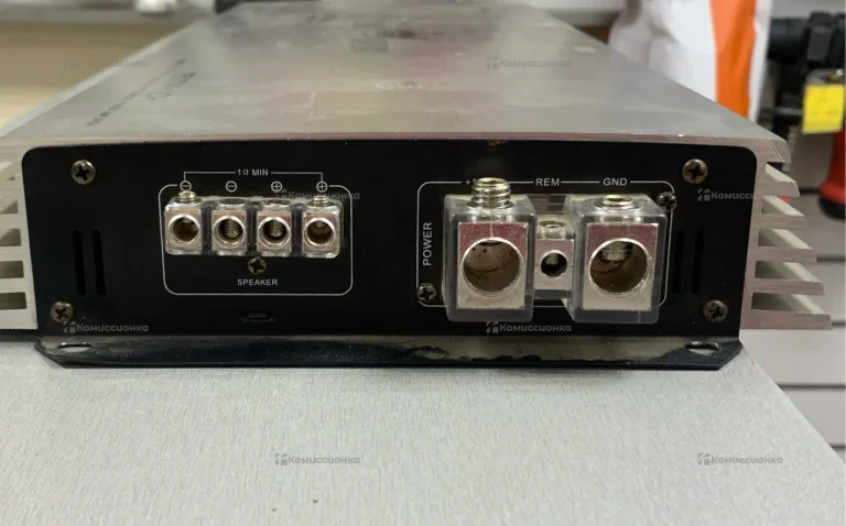 Усилитель  Kingz audio 2500.1