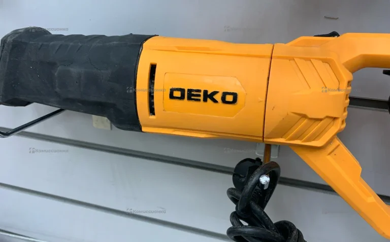 Пила DEKO DKRS1200