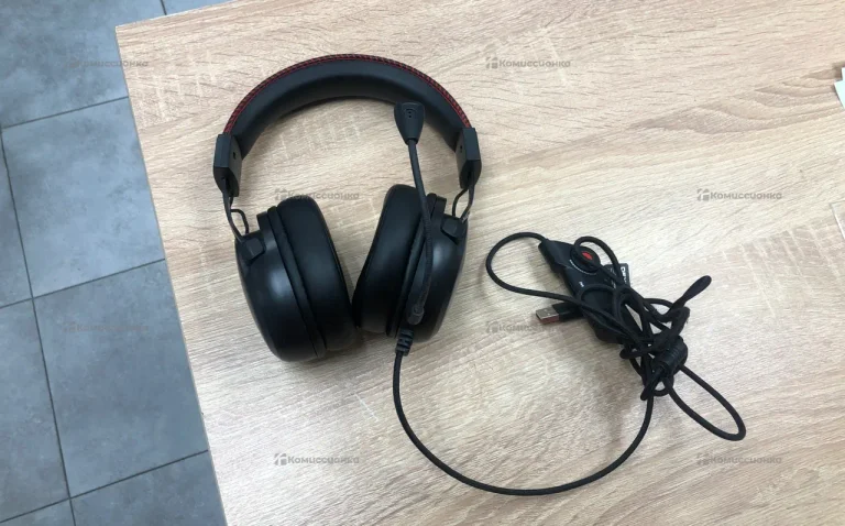 Полноразмерные наушники GS 300