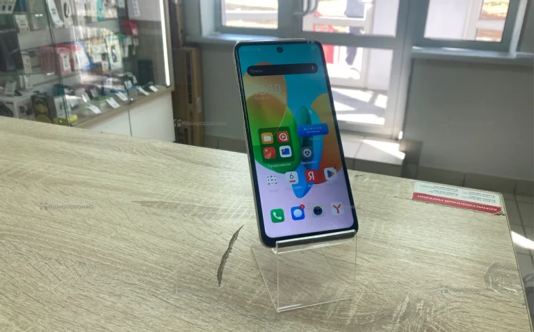 Tecno Spark 20C 4/128 ГБ