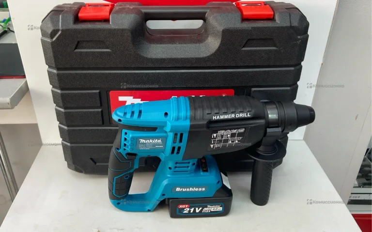 перфоратор аккумуляторный Makita (реп)