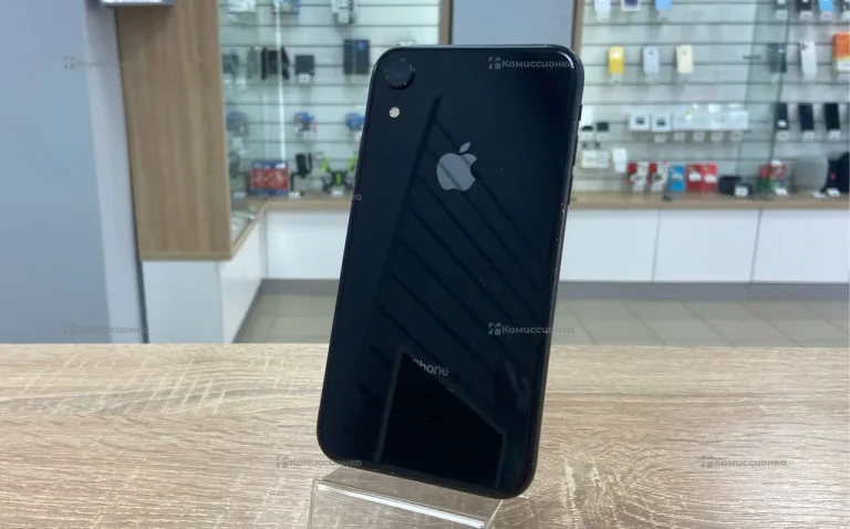 Apple iPhone XR 3/64 ГБ