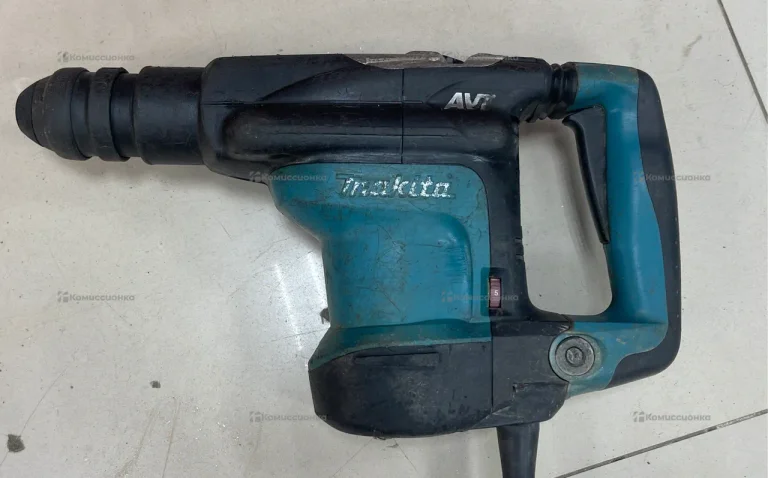 Перфоратор makita HR3210FCT