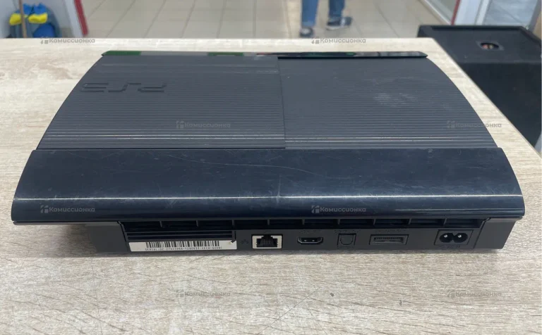 Приставка Sony Plastation 3. Sony PlayStation 3 su