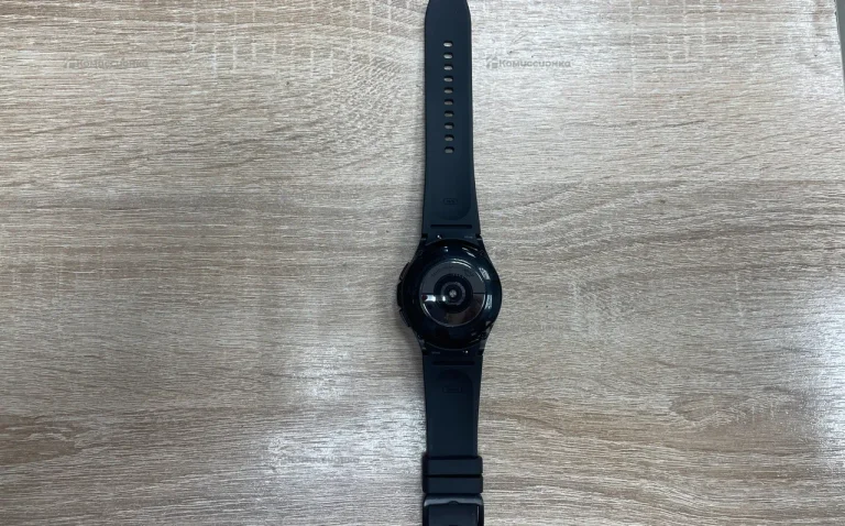 Часы  Samsung watch4 classic