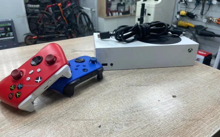 Приставка Xbox Series S