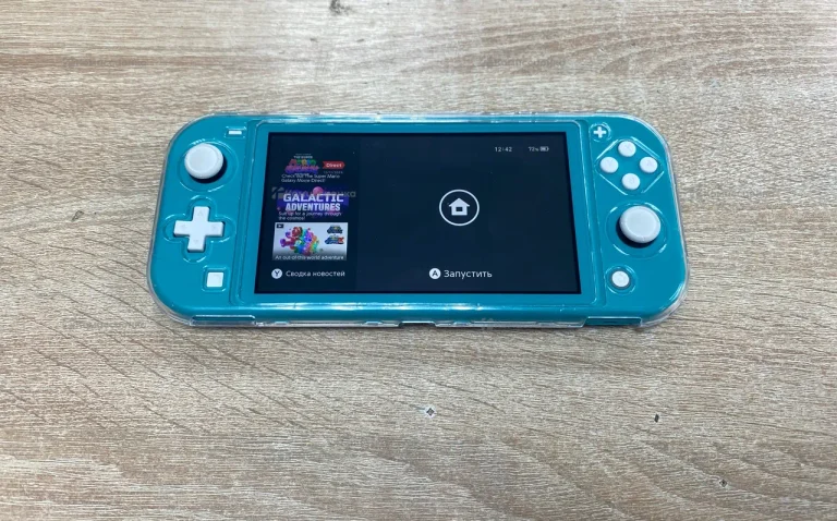 Приставка Nintendo Switch Lite 32 gb