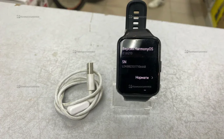 Часы  huawei Watch fit