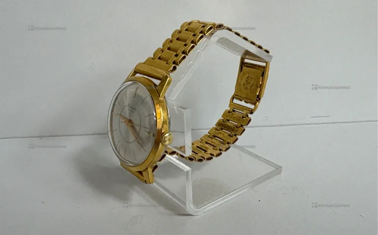 Часы Raketa 16 Jewels