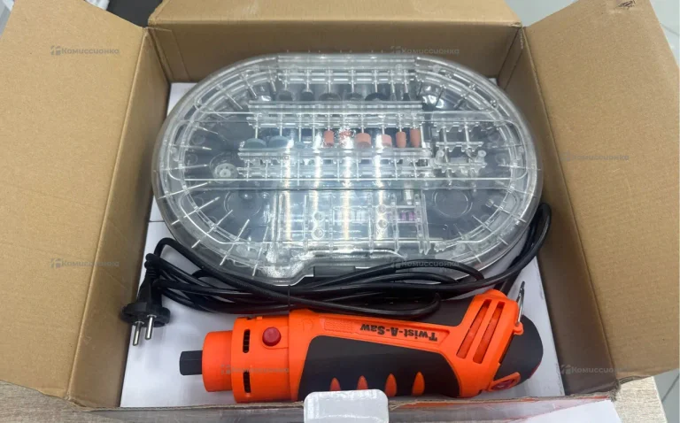 Реноватор Twist-A-Saw JD3361