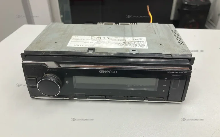 Автомагнитола Kenwood bt305