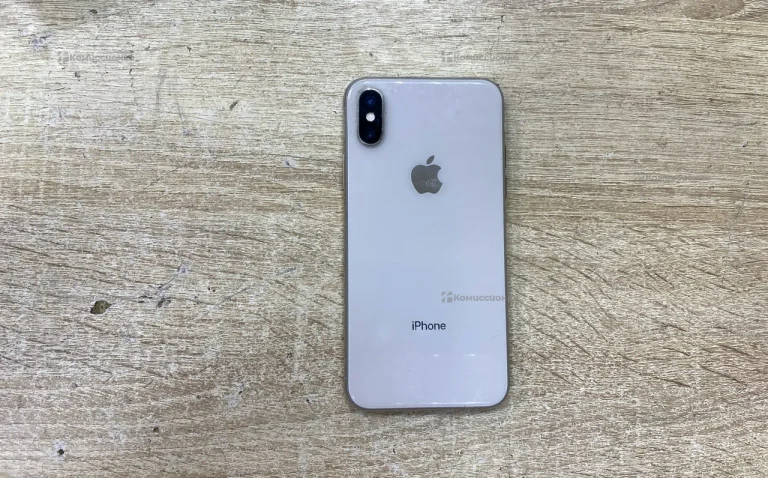 Apple iPhone XS 4/64 ГБ