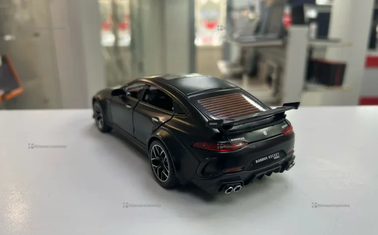 Металлическая модель автомобиля BMW M5 Competition масштаб 1:24