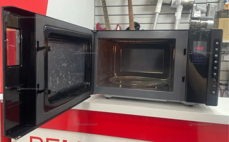 Микроволновая печь  Red RM-2301D
