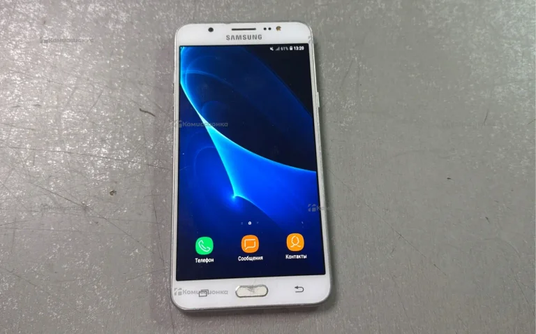 Samsung Galaxy J7 2/16 ГБ