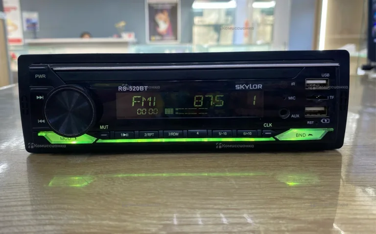 Автомагнитола  Skylor RS-520BT